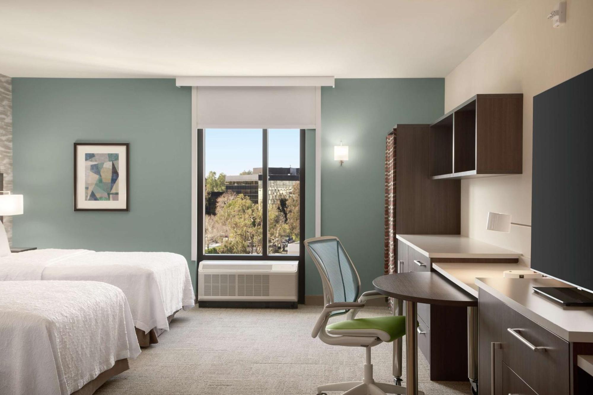 Home2 Suites By Hilton Woodland Hills Лос Анджелис Екстериор снимка
